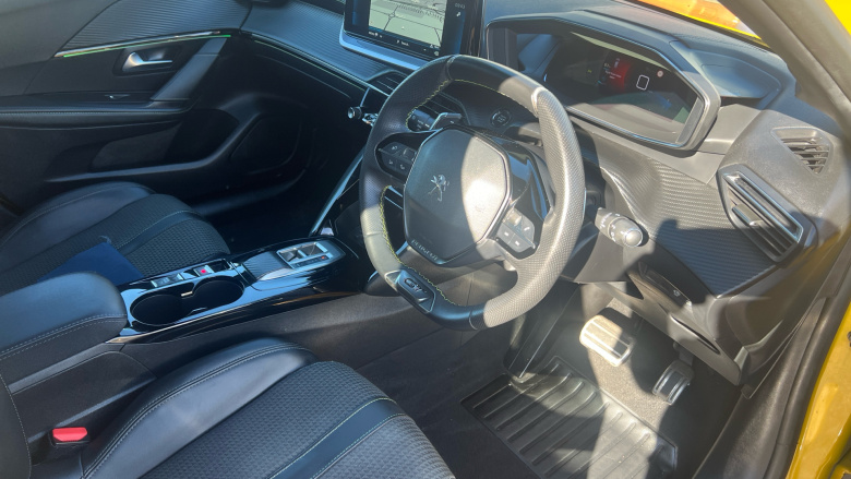 Peugeot 208 1.2 PureTech 100 GT 5dr EAT8 Petrol Hatchback